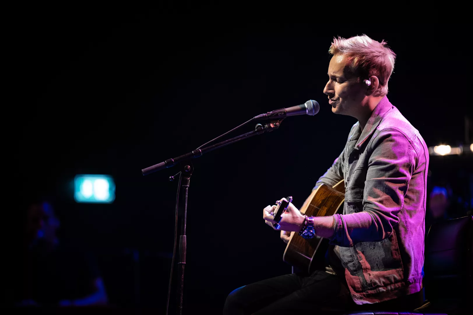 Sublim lydoplevelse ophøjer guilty pleasure-pop