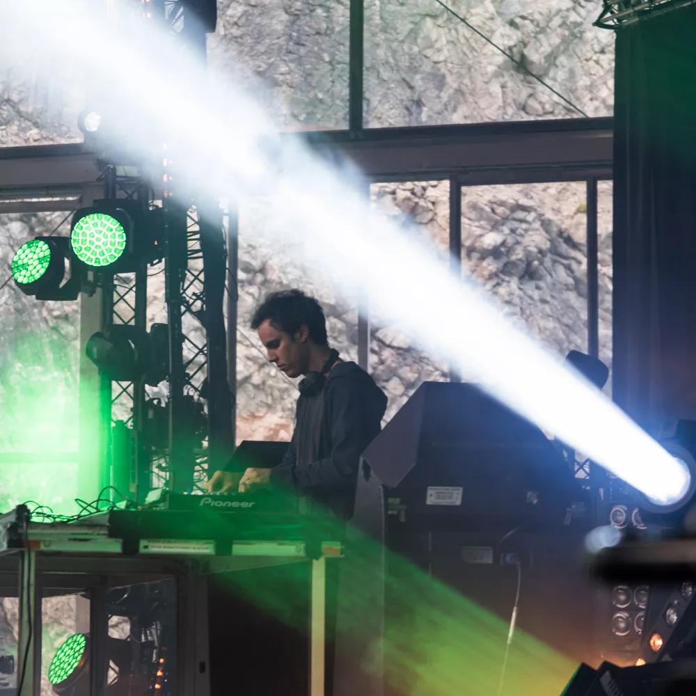 Four Tets nye energi er ikke ny eller energisk nok