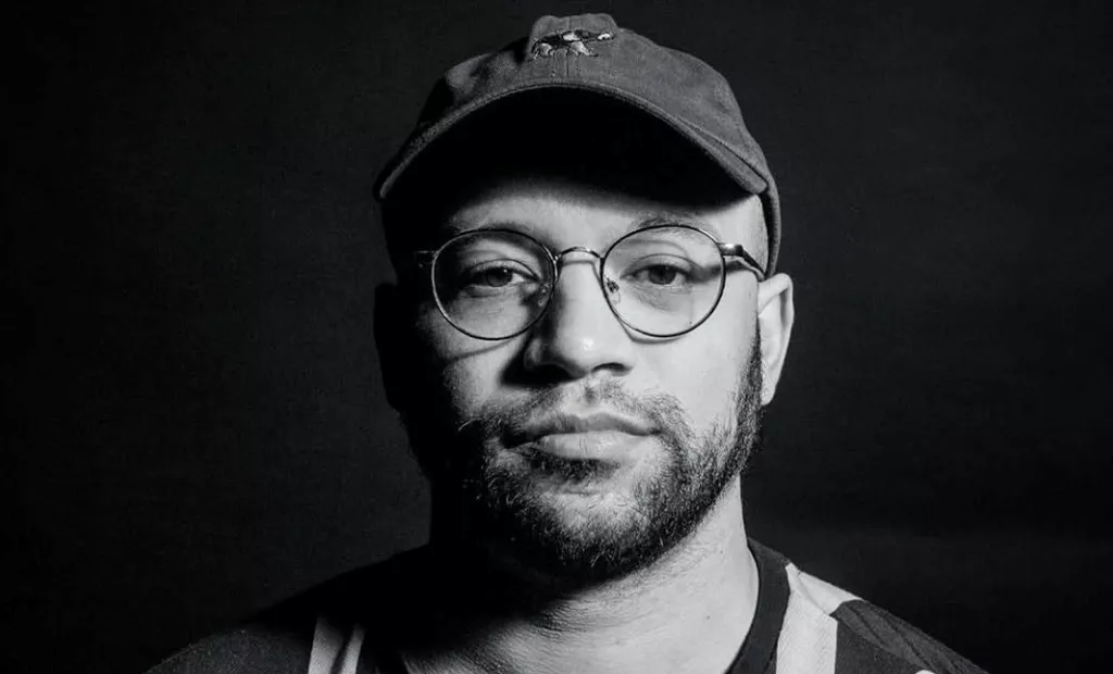 Mausoleum af mørke gik kun pletvist i sort - på godt og ondt