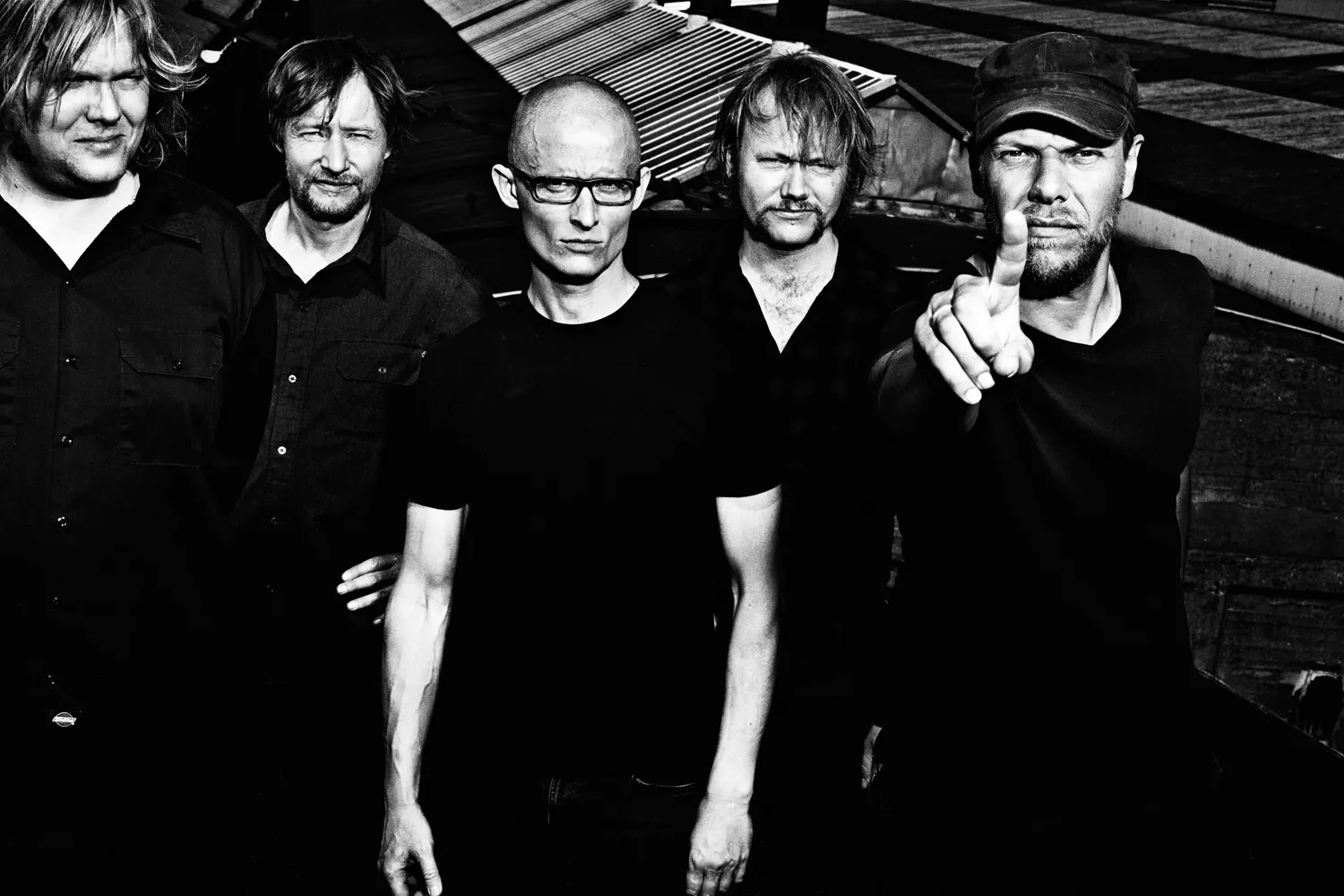 Magtens Korridorer søger supportbands