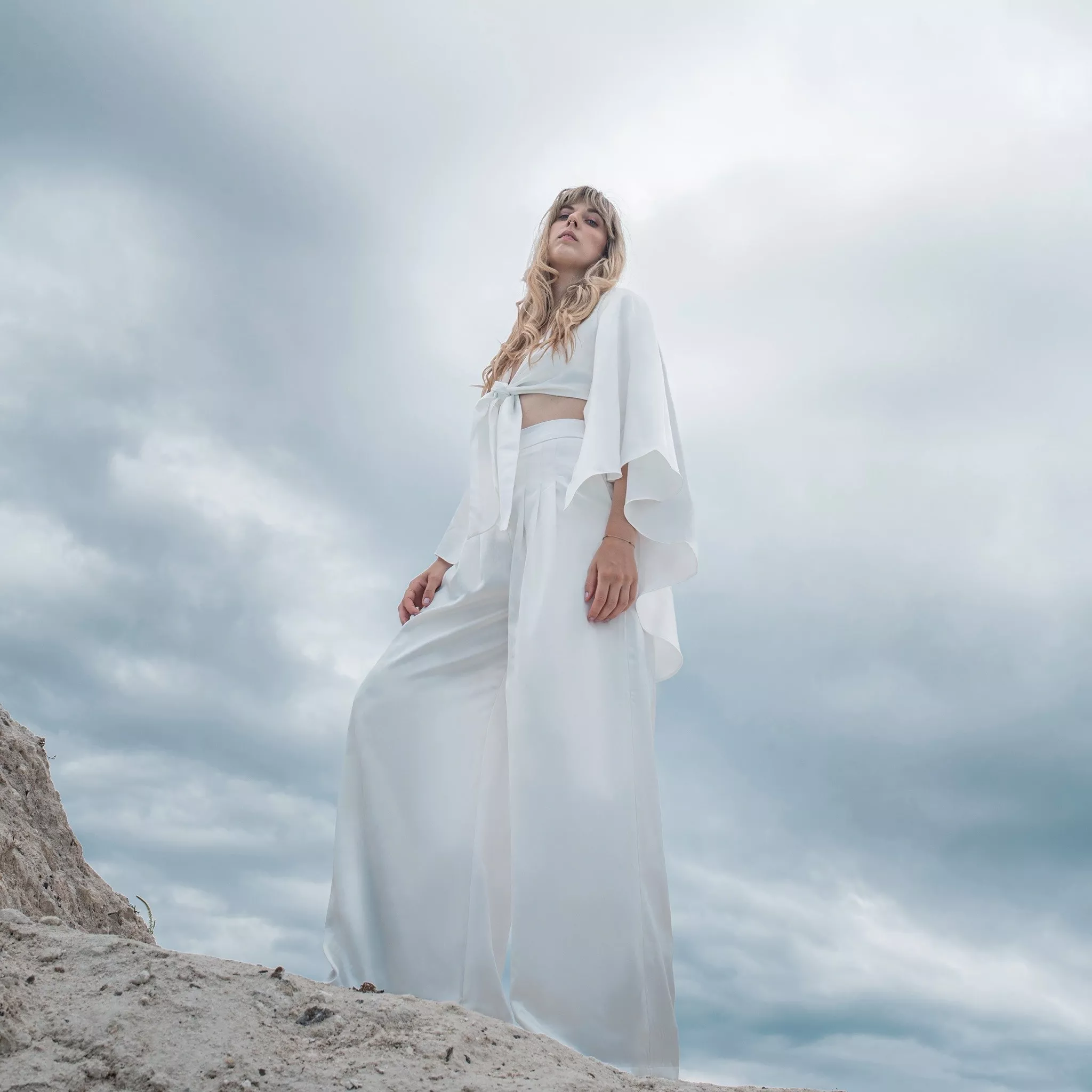 Hun Solo annoncerer show i kunstneriske omgivelser  