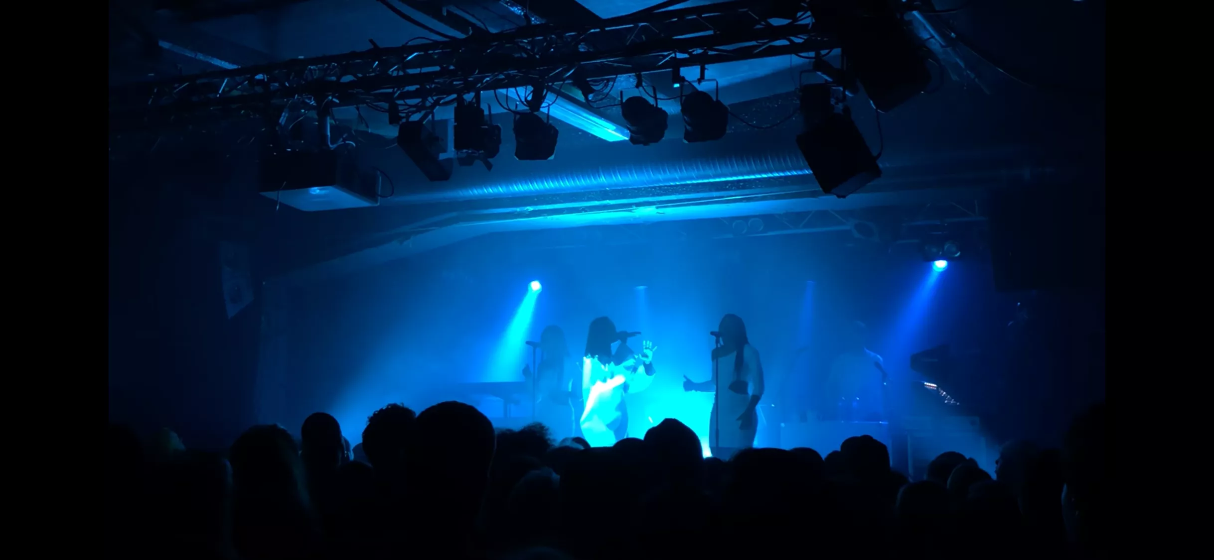 En av årets bästa artister imponerar live