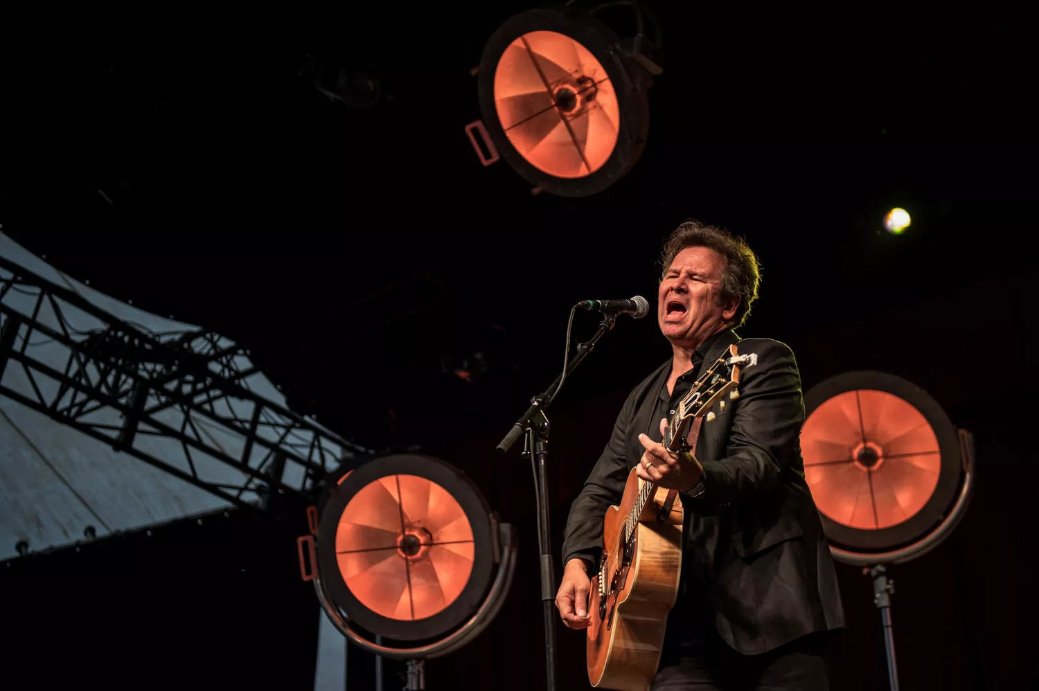 Sangene fik lov at tale for sig selv, og det kunne de