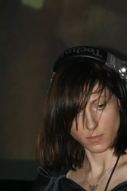 Berlins techno-madonna Ellen Allien kommer till Arvika