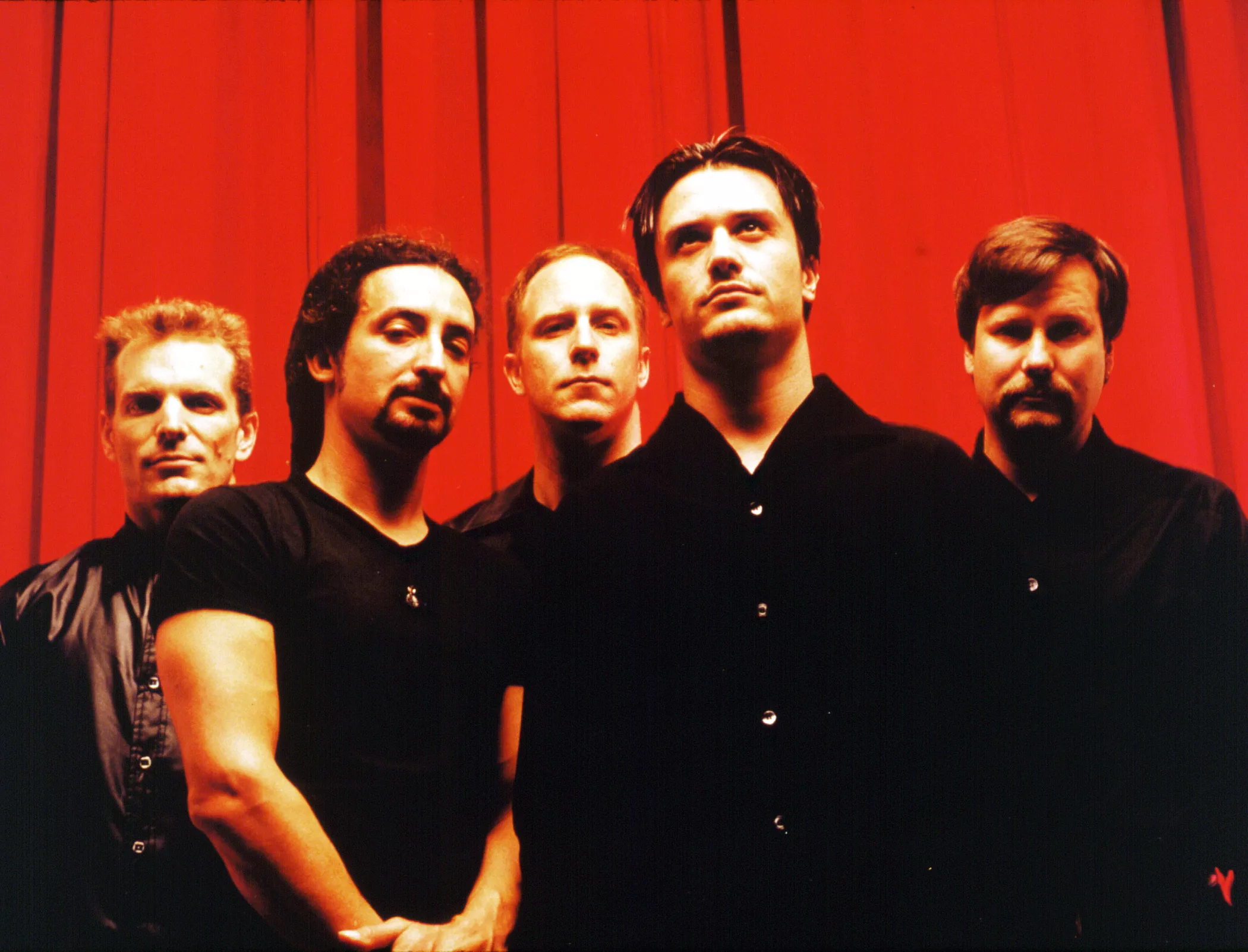 Faith No More-reunion-tur tager form