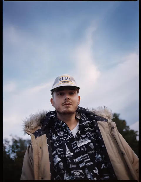 Ett hav av spröd och unik modern pop