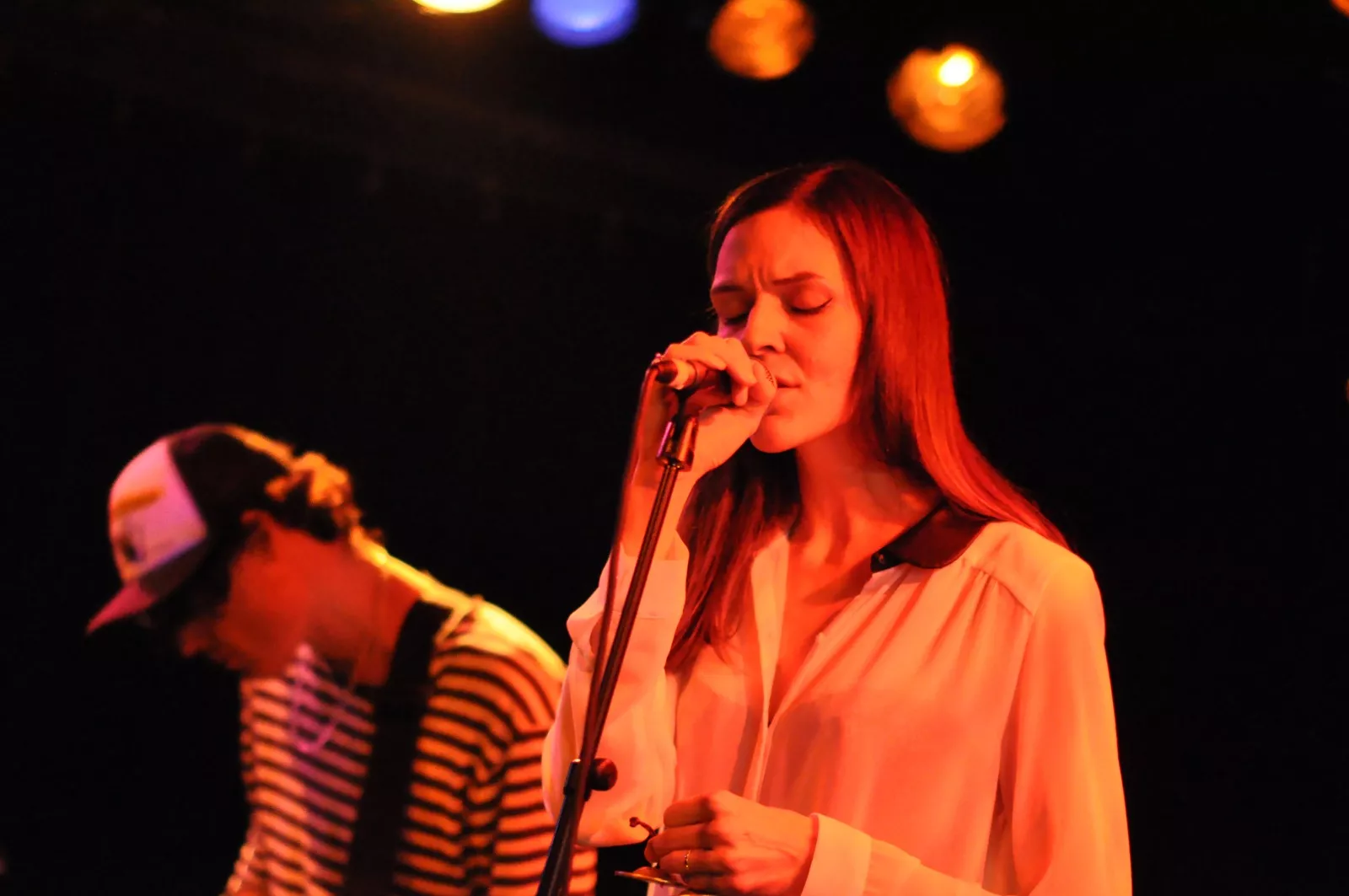 Mona & Maria, Maribel og Carmen Villain: Mono, Oslo