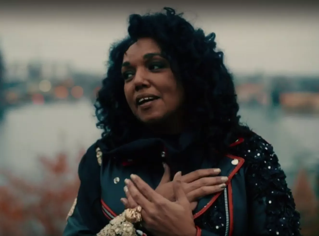 VIDEOPREMIÄR: Gigi Hamilton - Stockholm