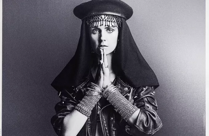 Hør smakebit fra MØ sin nye singel