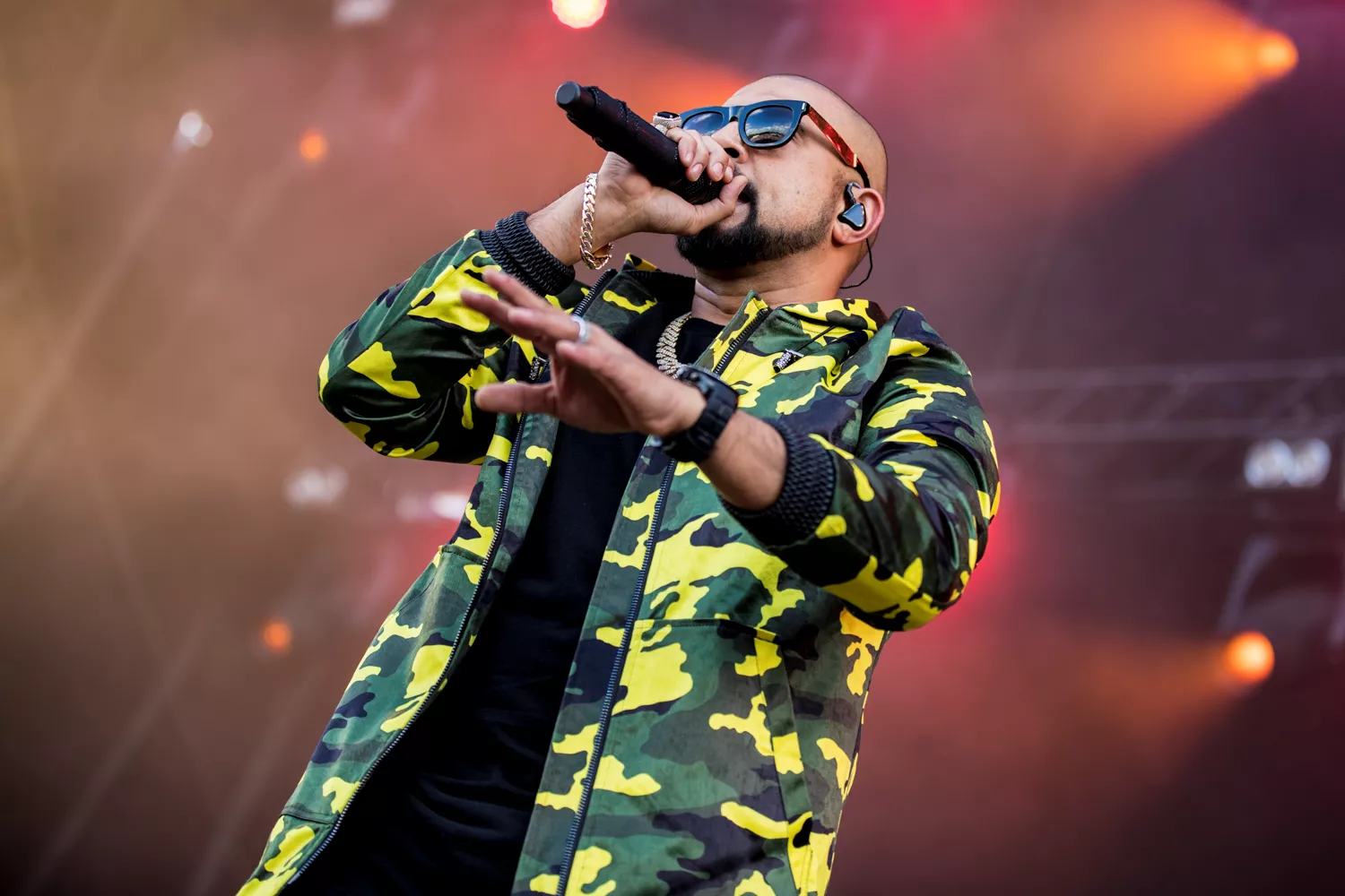 Festival ställer in efter två dödsfall