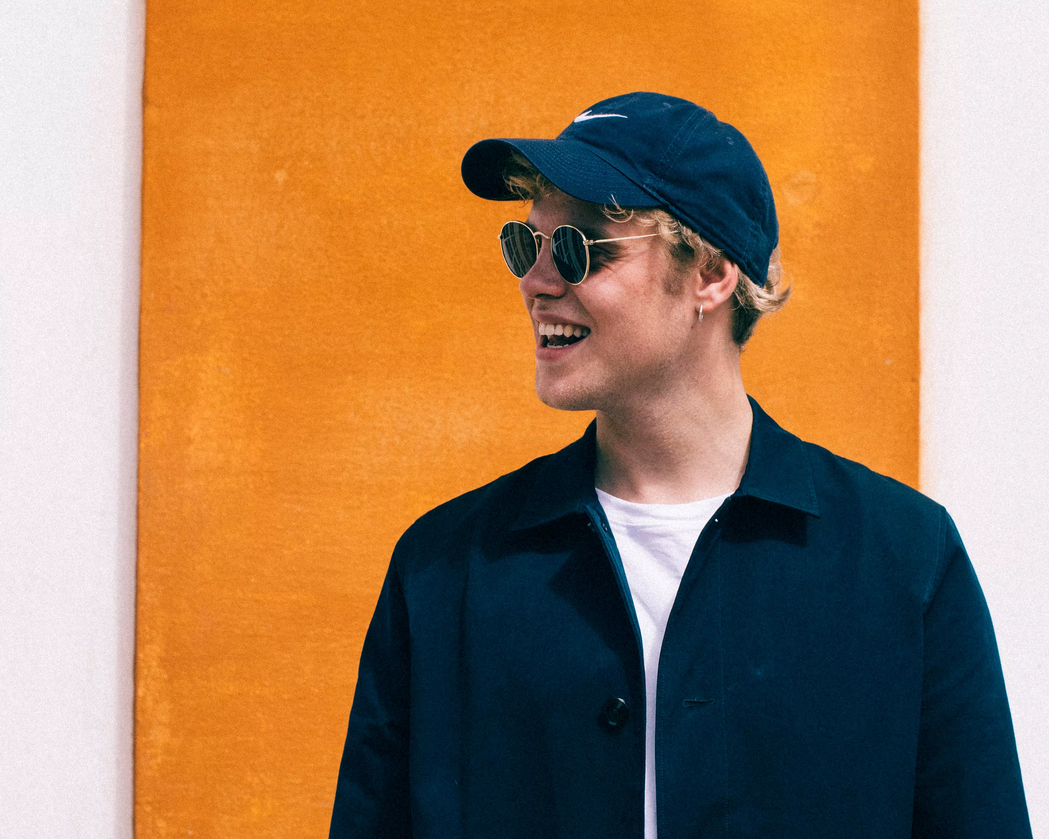 Nyt sommer-pop-nummer fra Hjalmer