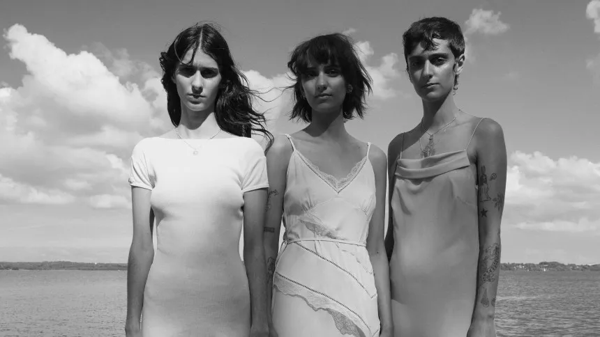 VIDEOPREMIERE: Velvet Volume fejrer splittelsen mellem to kulturelle verdener