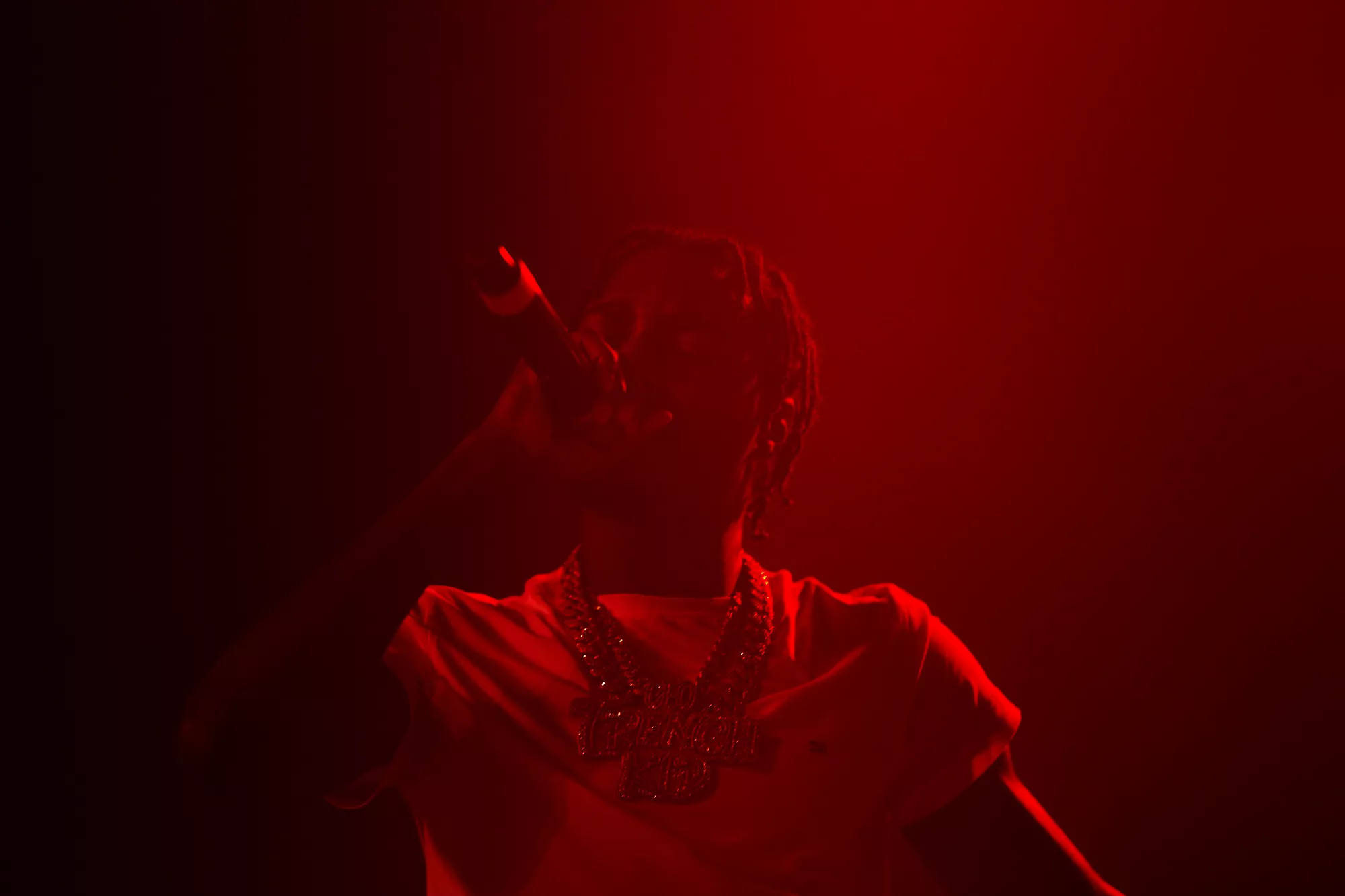 Masseproduceret moshpitkoncert var en festlig, men kort omgang