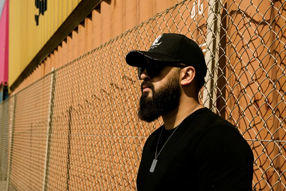 Man kan blandt andet opleve rapperen RH, der har næsten 18 millioner streams for sin 2020-single "Klovne"