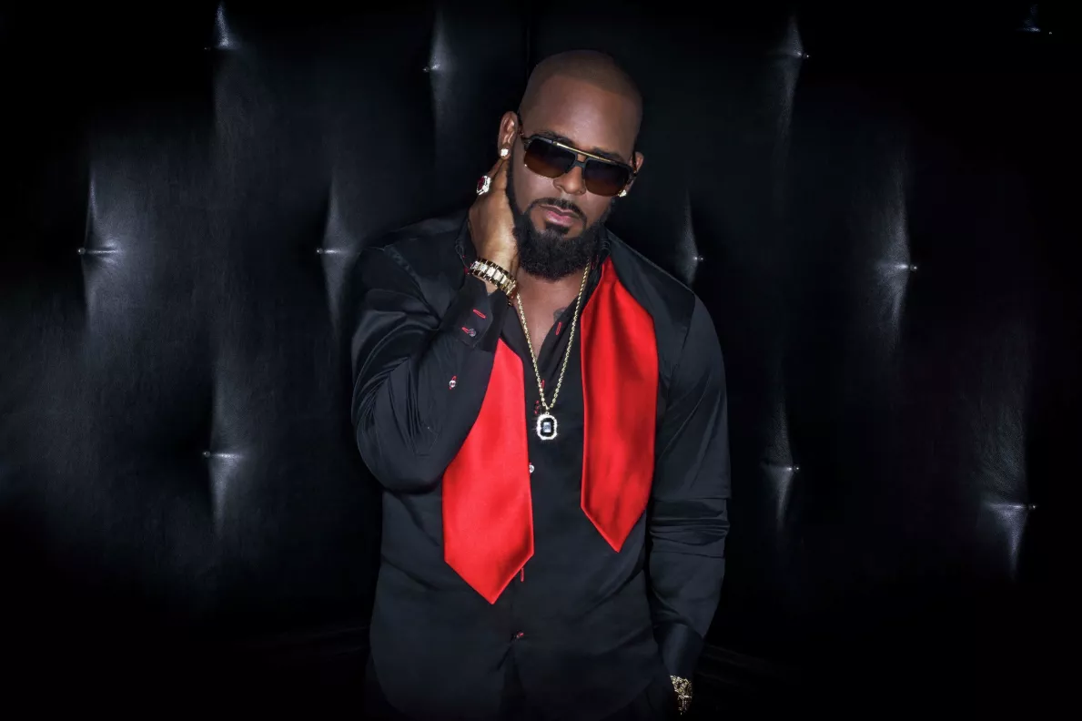 R. Kelly arresteret – risikerer årtier i fængsel