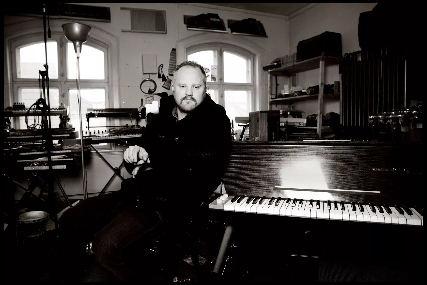 Brukte 200.000,- av egen lønn på Mammon-musikk