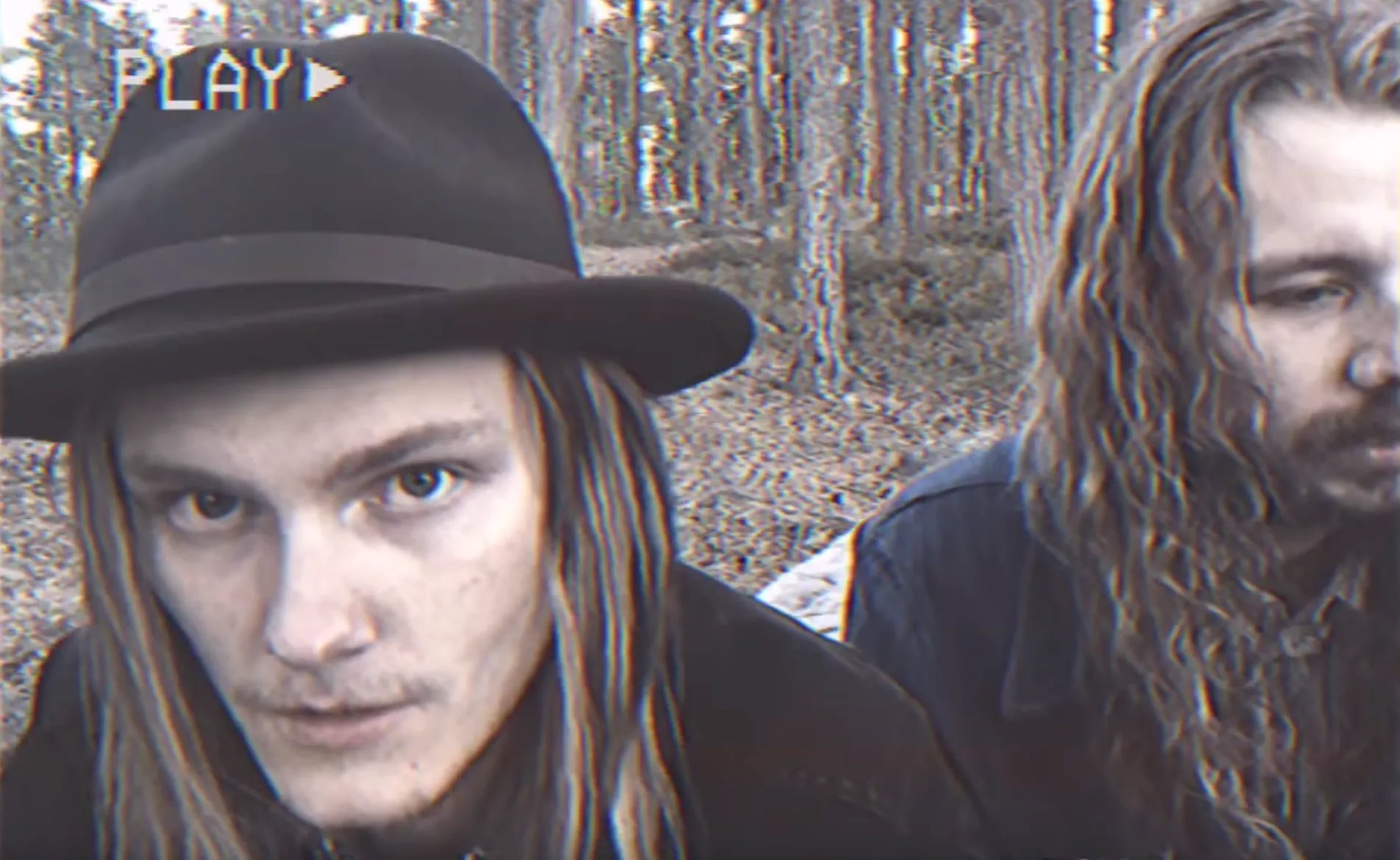 VIDEOPREMIÄR med Hellsingland Underground – "En av medlemmarna knarkade ihjäl sig"