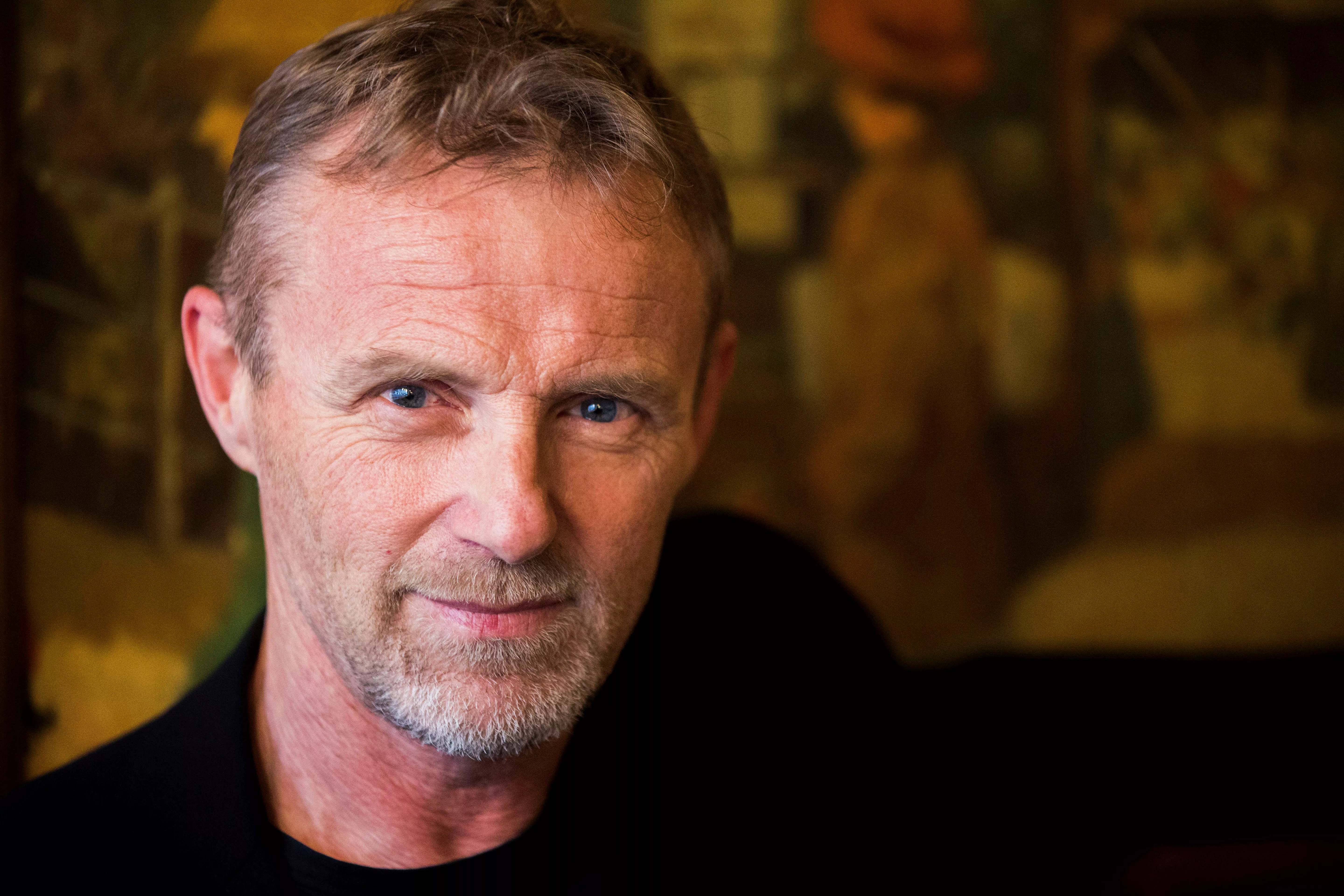 Jo Nesbø innlagt på sykehus