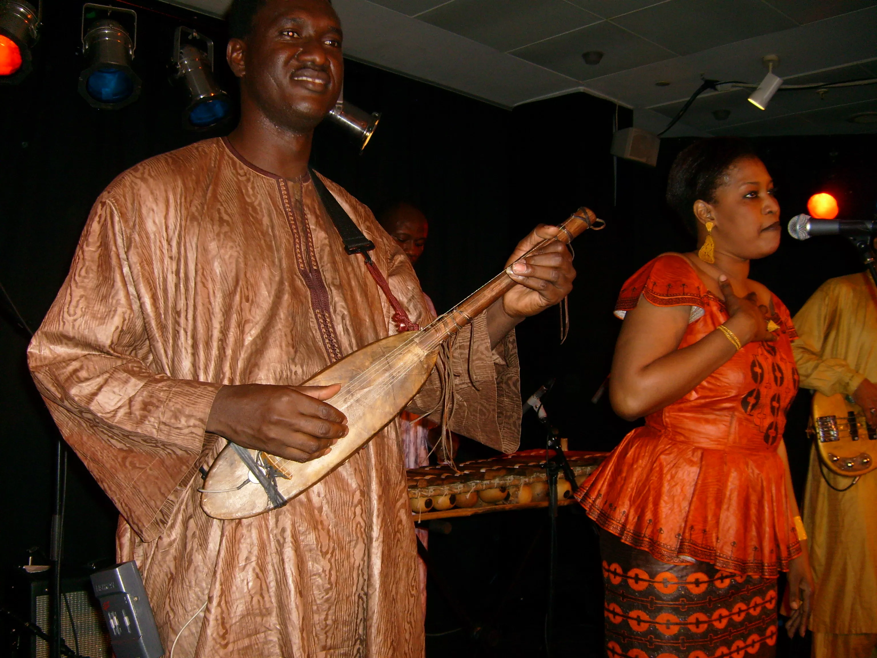 Malis store bluesmester gæster Global