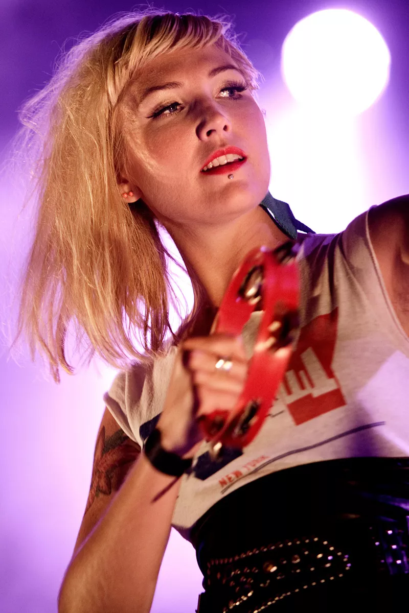 Elin Ruth Sigvardsson till Close To Home