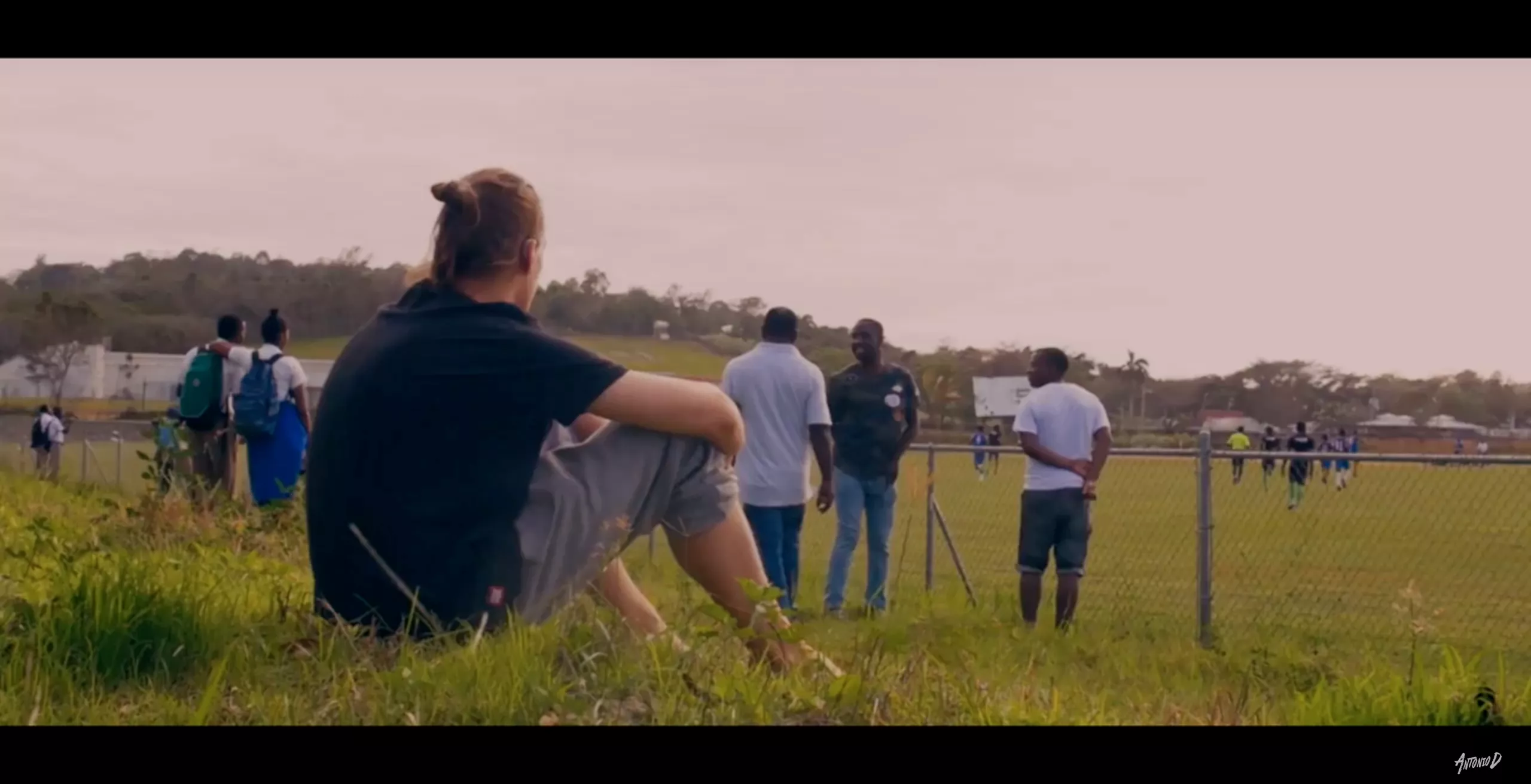 PREMIÄR: Antonio D och en hyllning till livet