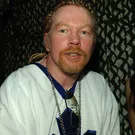 Axl Rose annoncerer ny dato