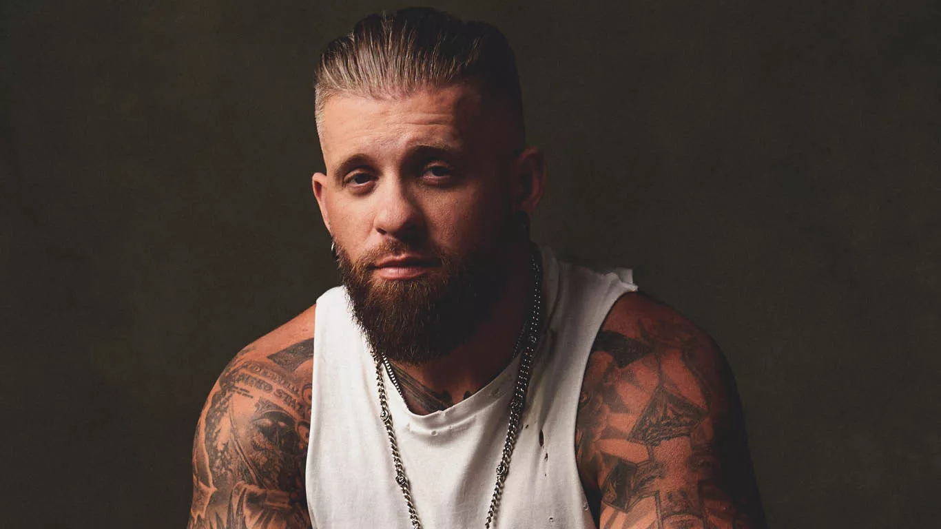 Countrystjärnan lämnade scenen – frun födde barn i turnébussen