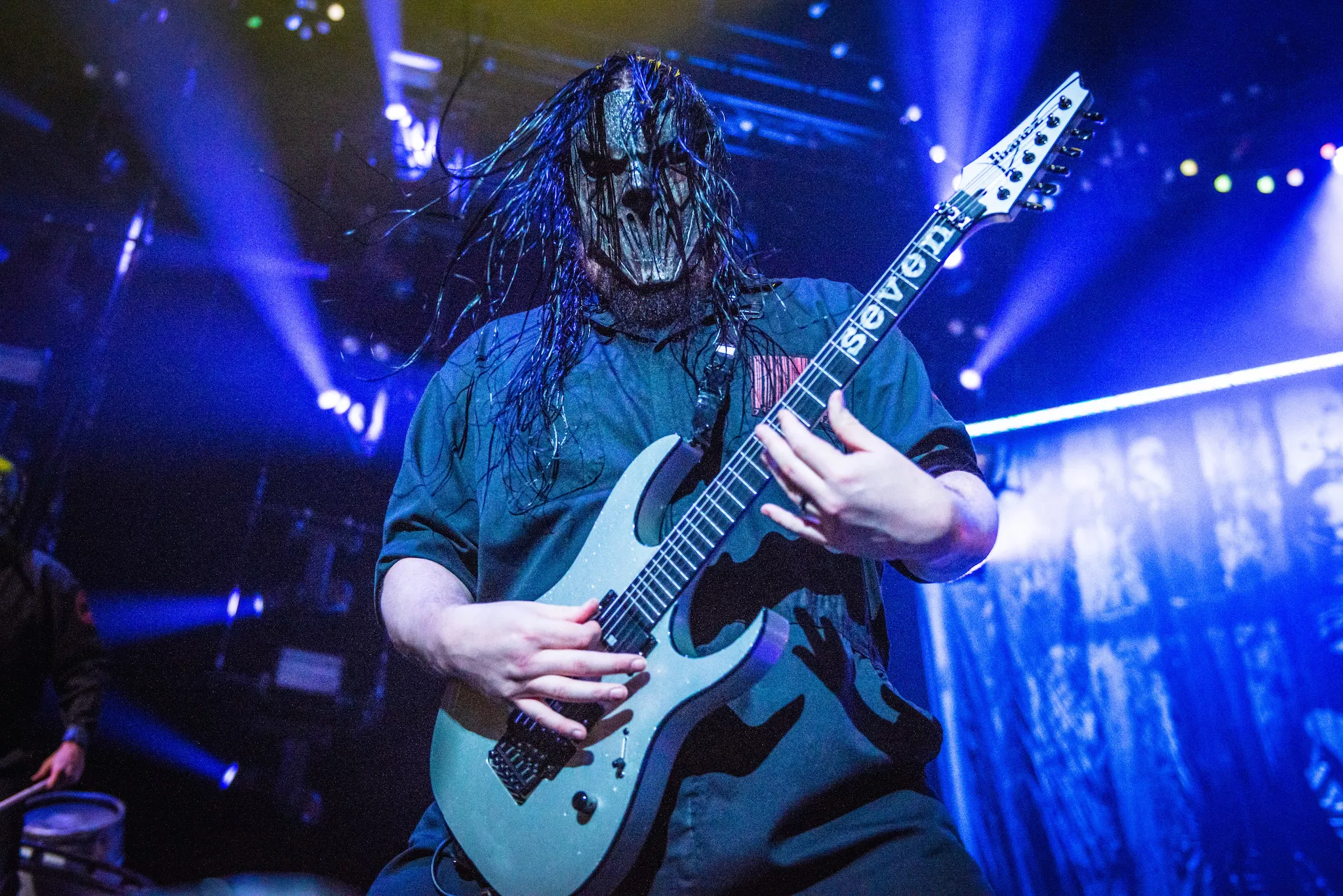 Slipknot-gitarist dolket i bakhodet