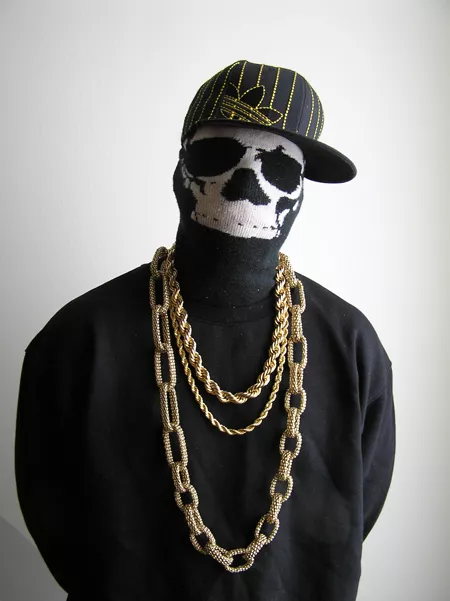 Roffe Ruff ställer ut