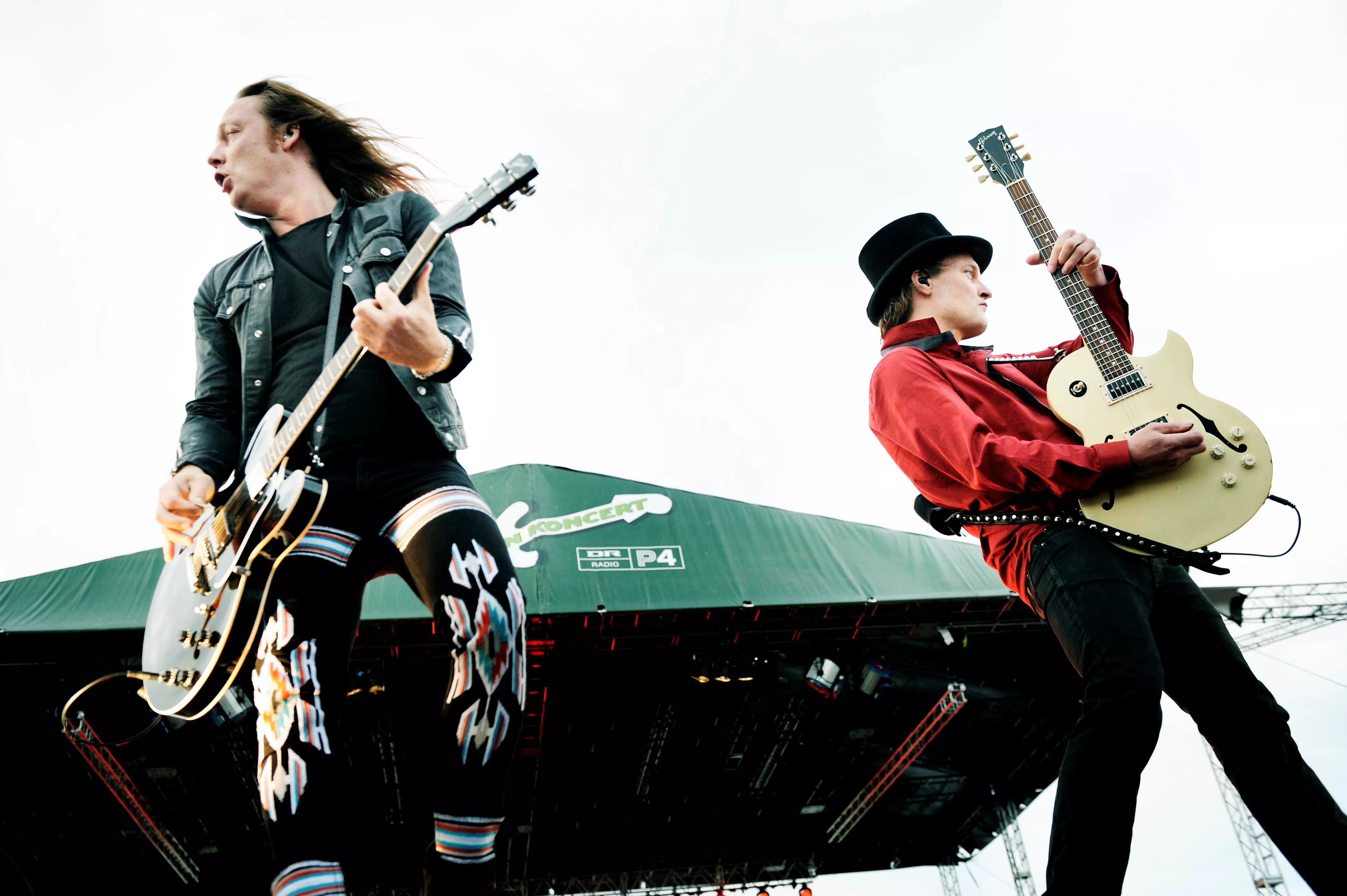 D-A-D lufter nyt materiale