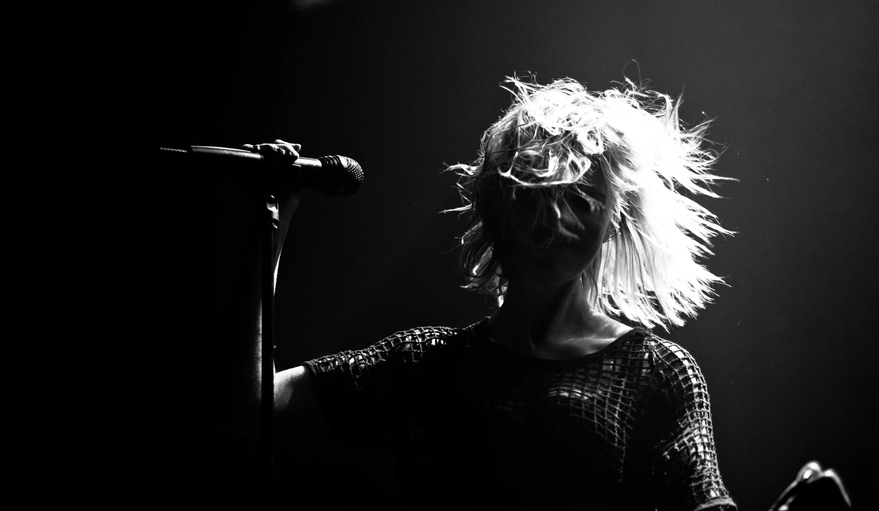 Tove Styrke: Debaser Slussen, Stockholm