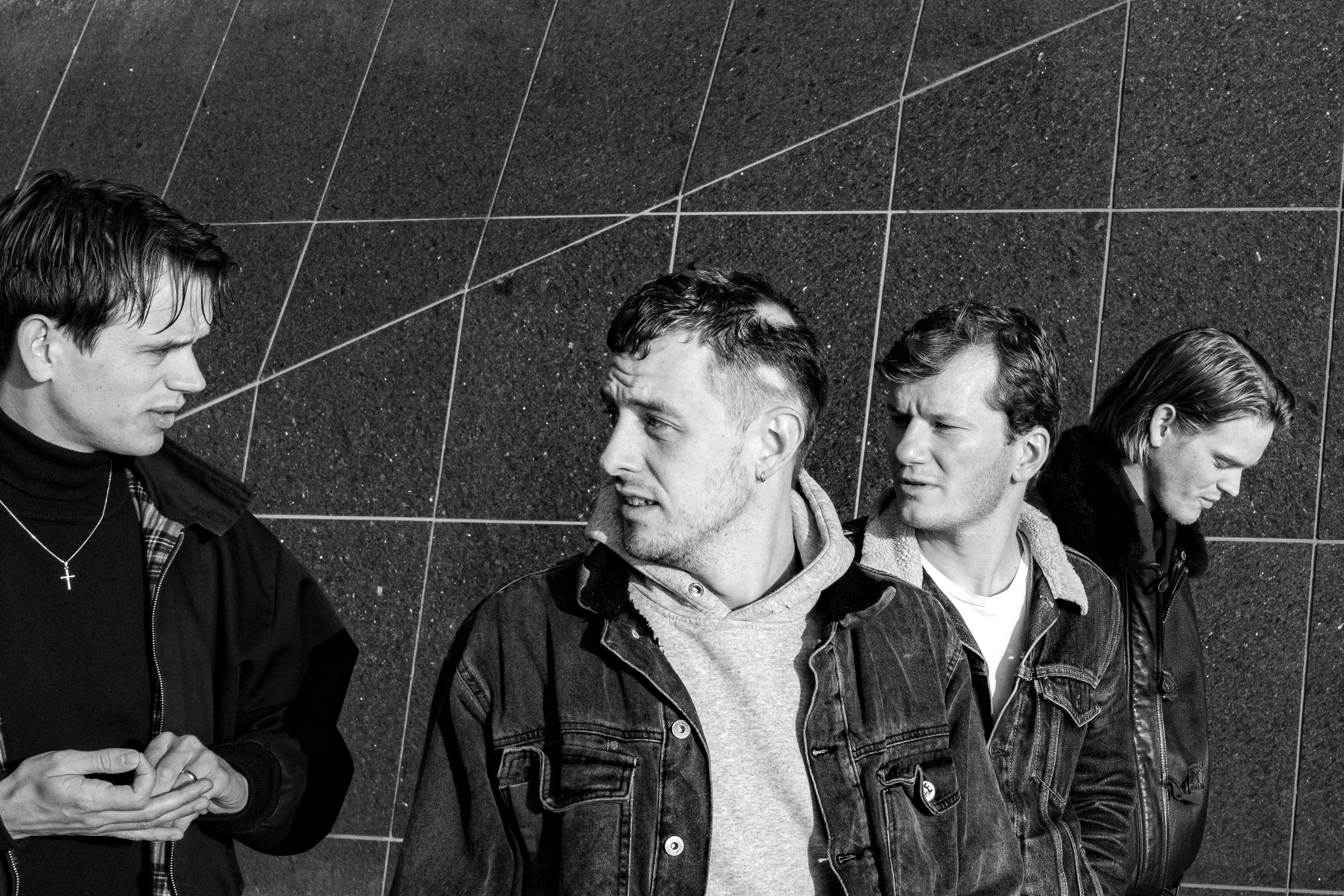 Blaue Blume genfinder sig selv – med nyt glimmer