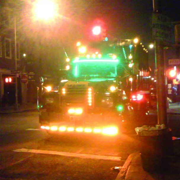 Breakup Song - Deerhoof