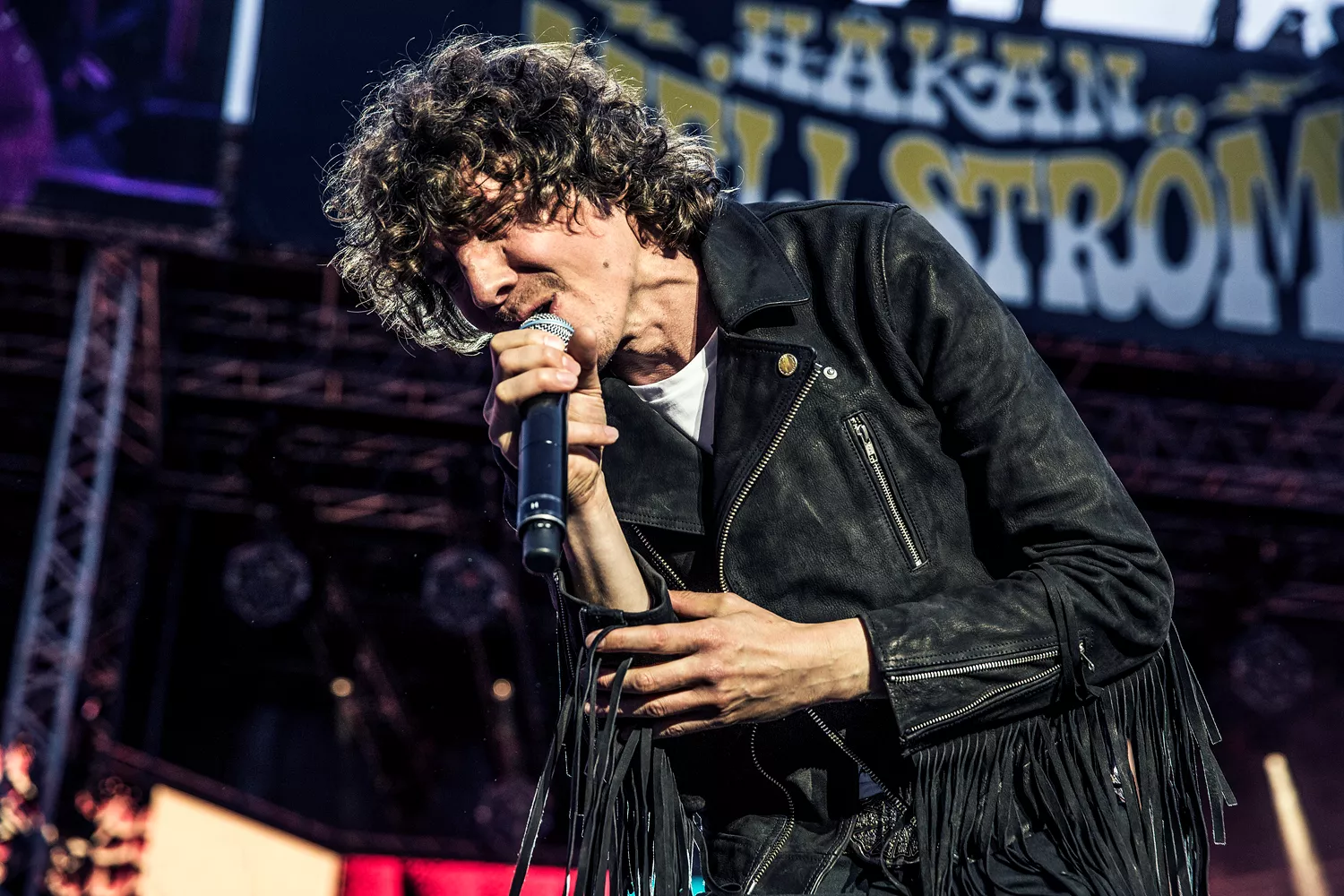 Den ultimata Håkan-kvällen – 5 band tolkar popikonen