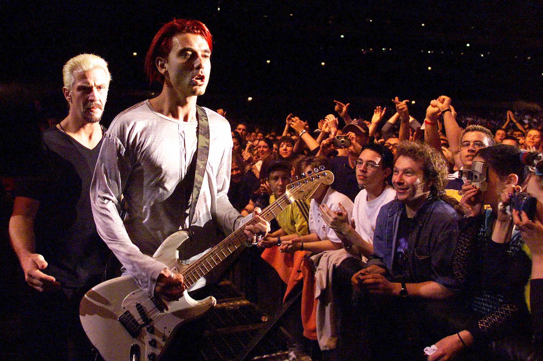 Inviterte fansen opp på scenen - men resultatet ble alt annet enn bandet hadde håpet på