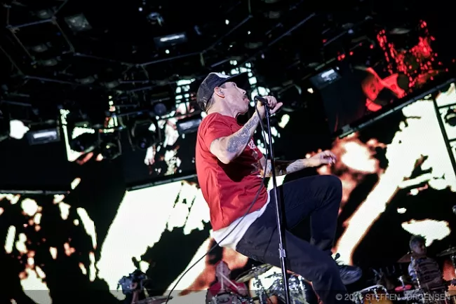 Anthony Kiedis diagnosticeret med maveinfluenza