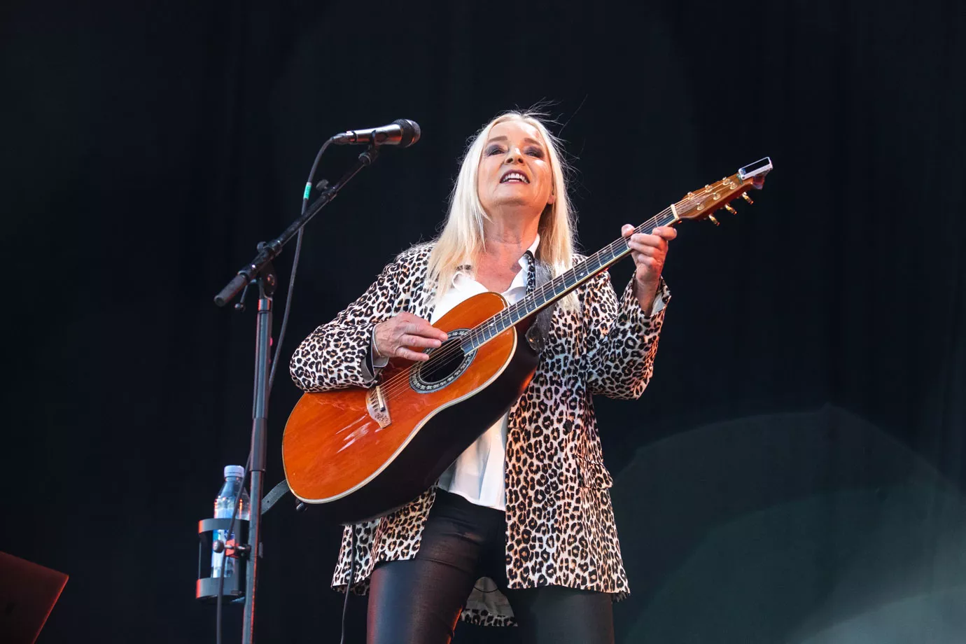 ANNE LINNET FYLDER 70 – læs stort portrætinterview fra 2015