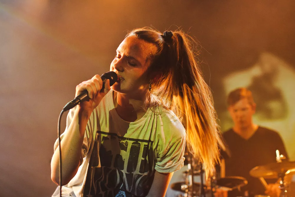 MØ offentliggør turné, ep og ny musikvideo