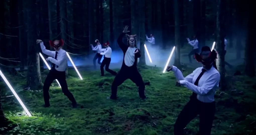 Se den norska sensationsvideon om rävljud