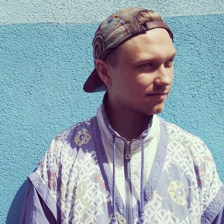 FYNDET: Slowface – Hold Me