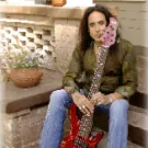 Marco Mendoza på The Rock