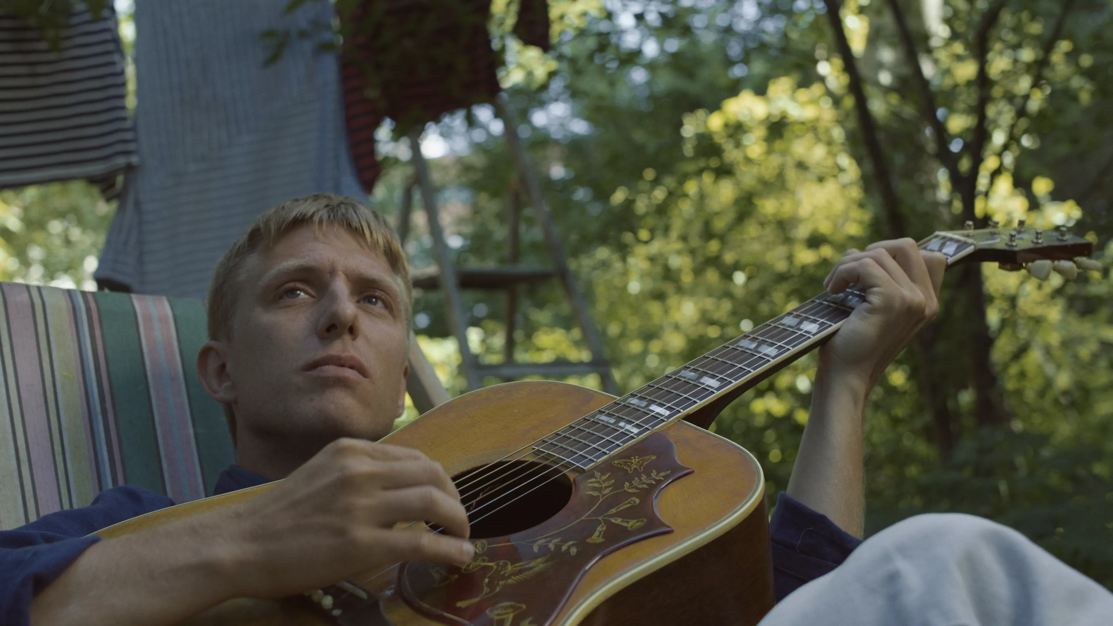 Spændt ud mellem fortid og fremtid