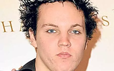 Elvis Presleys barnebarn får million-kontrakt