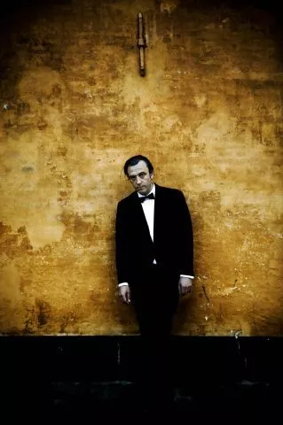 Nikolaj Nørlund tilbage på dansk