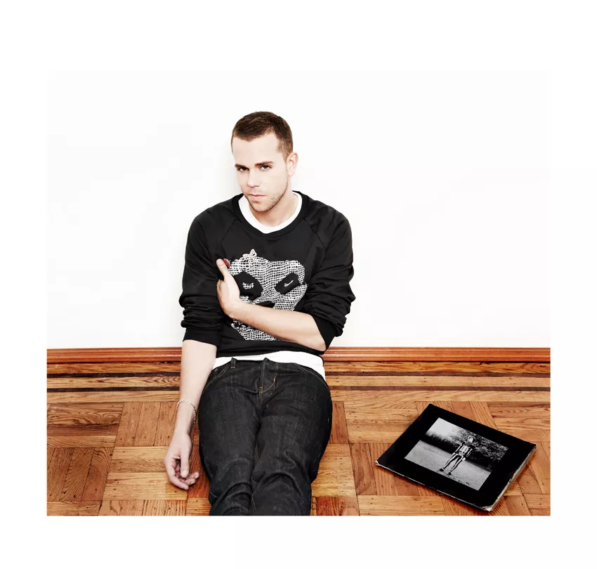 M83 släpper dubbelalbum