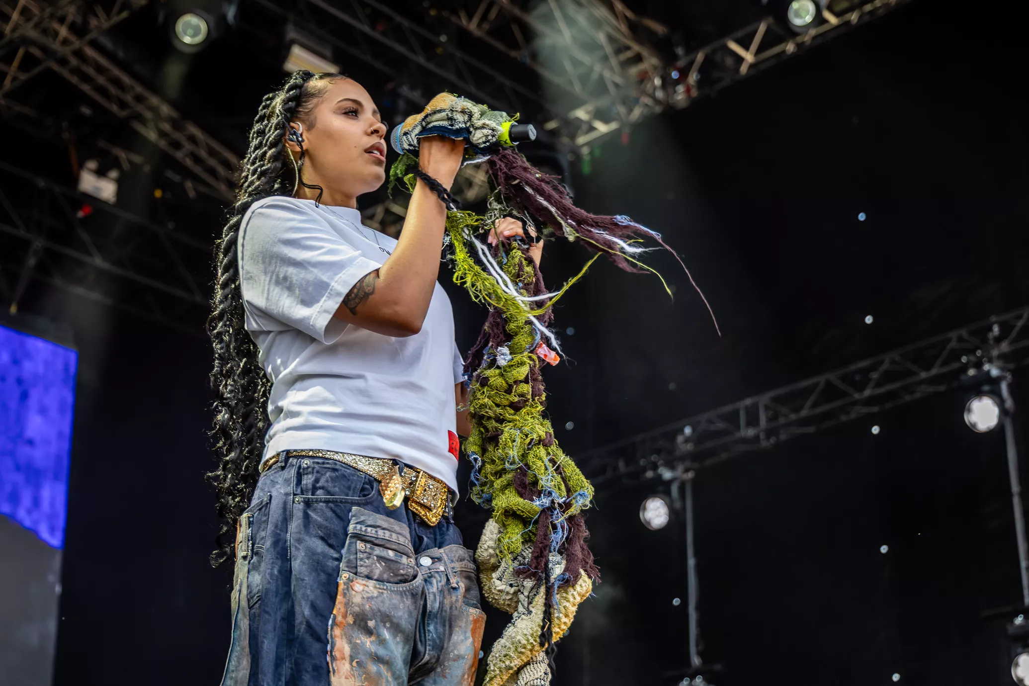 Stort raptalent, der også kan synge, charmerede og gav publikum et godt råd