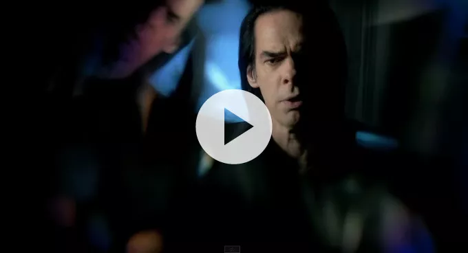 Se syret video med Nick Cave