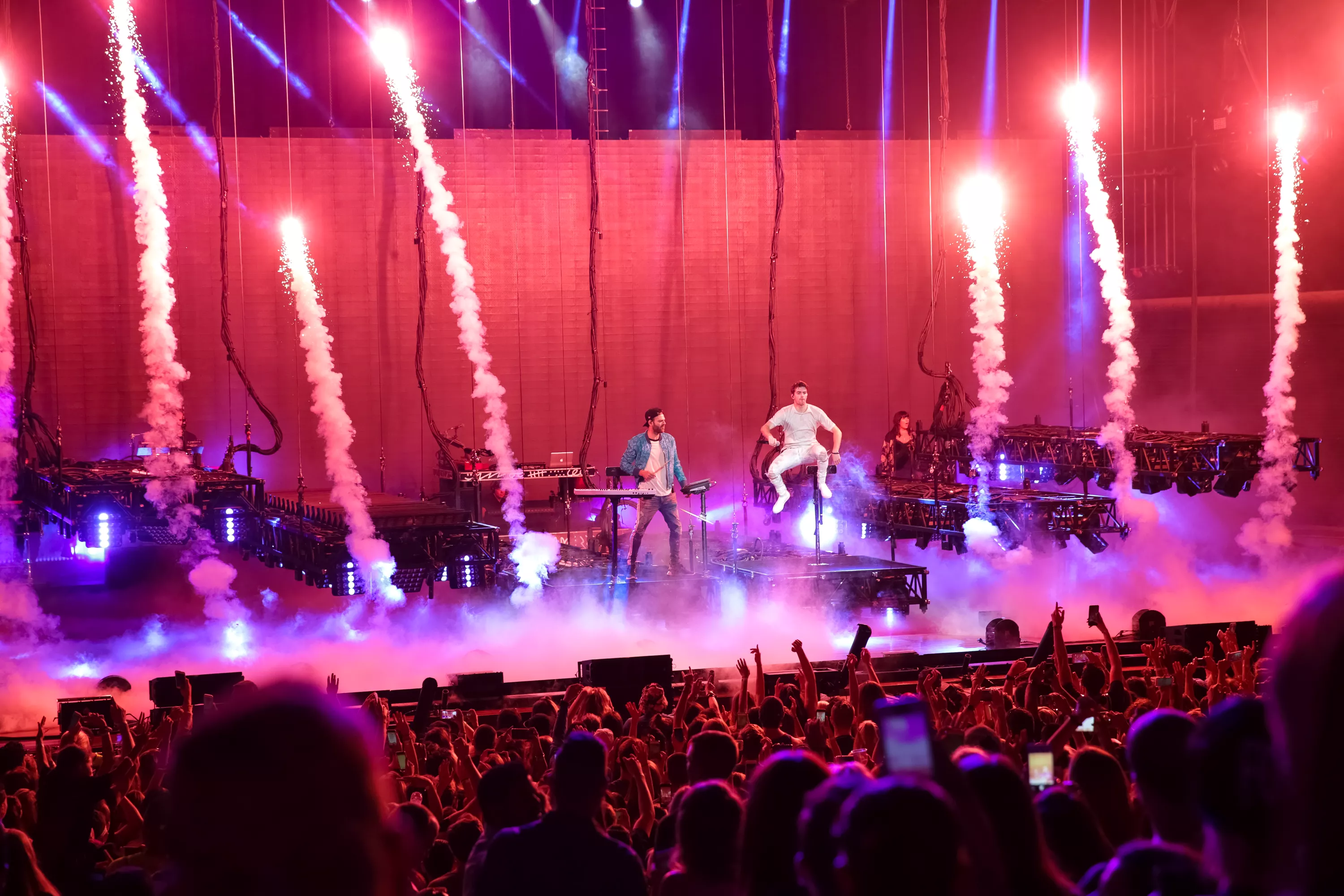 Taket på ikonisk konsertarena kollapset