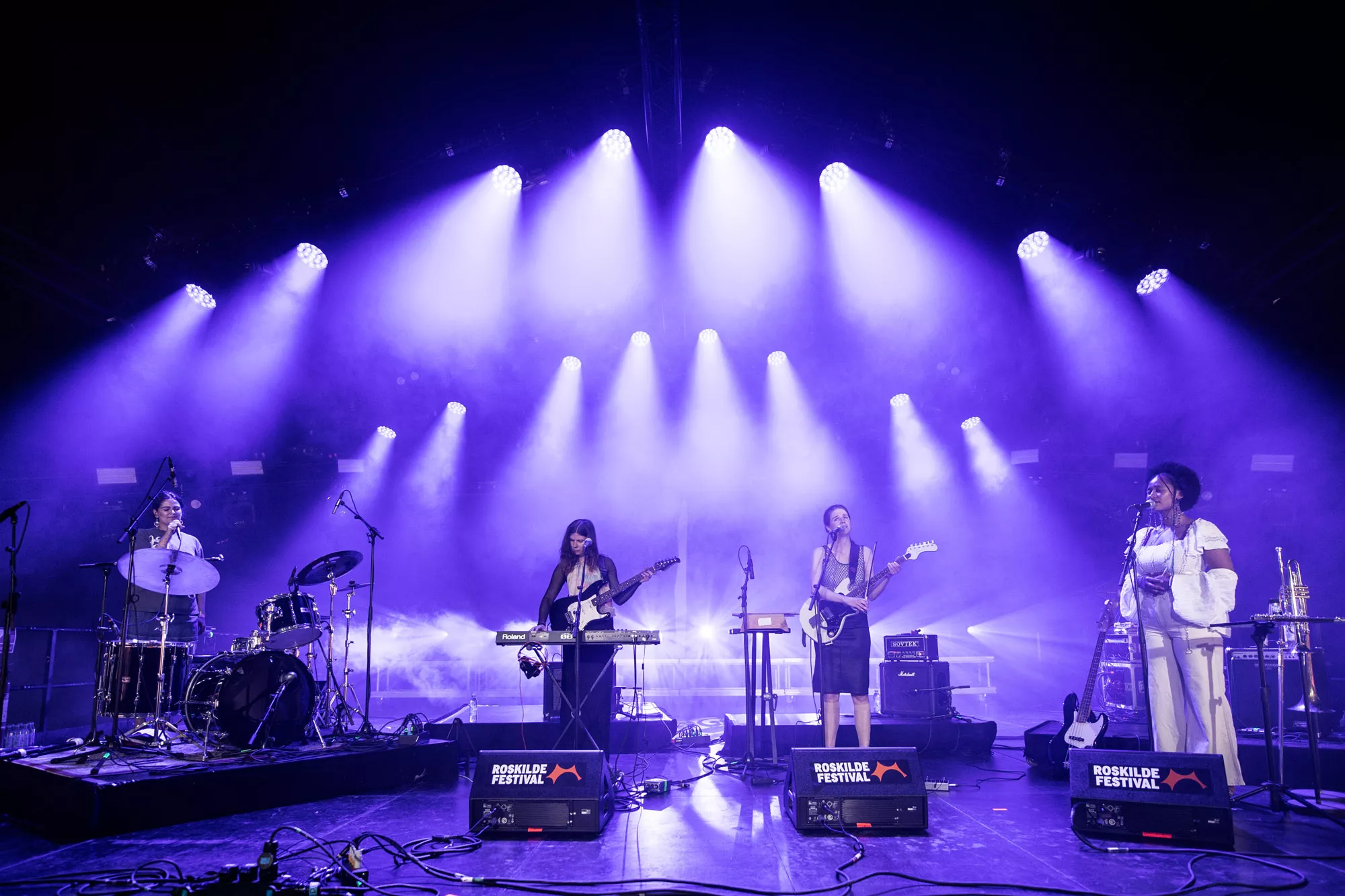 ANMELDELSE: Et sammensurium af stemninger, harmonier og overraskelser