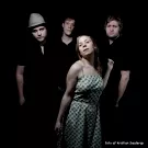 Källing optræder til støttekoncert